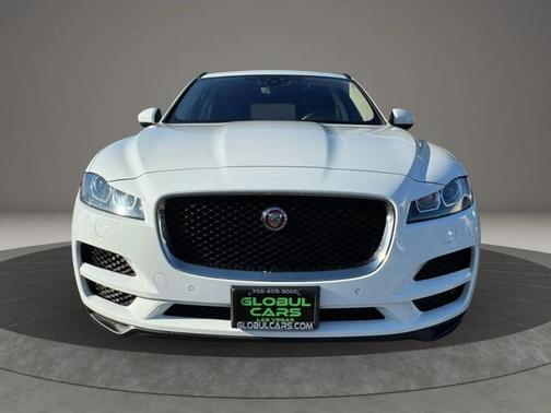 2019 Jaguar F-PACE 30t Prestige