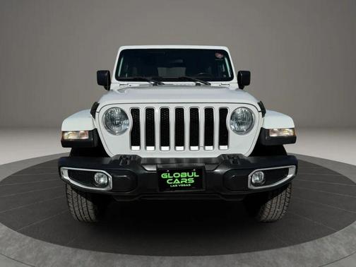 Bright White Clearcoat 2021 Jeep Wrangler Unlimited Sahara