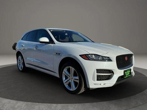 2017 Jaguar F-PACE 35t R-Sport