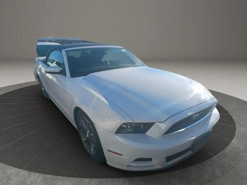 2014 Ford Mustang V6 Premium