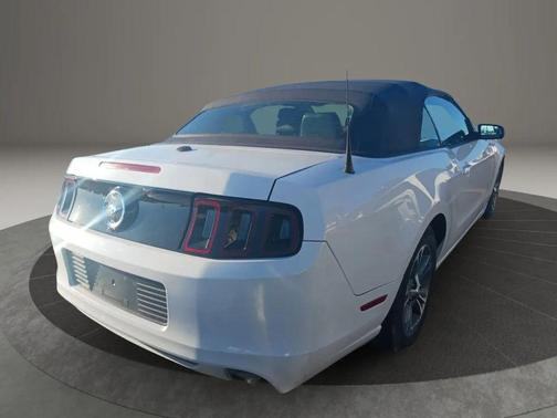 2014 Ford Mustang V6 Premium