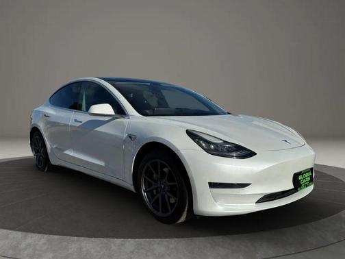 2020 Tesla Model 3 Standard Range Plus