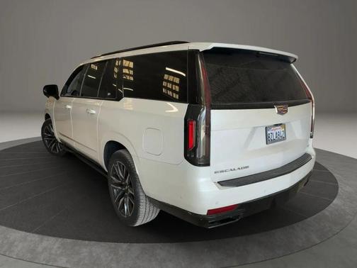 2022 Cadillac Escalade ESV Sport Platinum