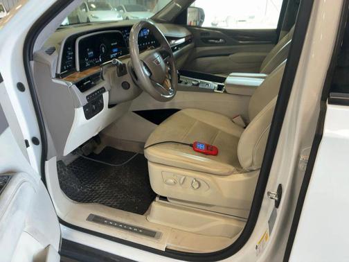 2022 Cadillac Escalade ESV Sport Platinum