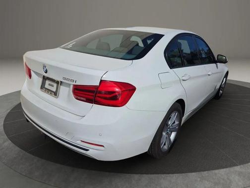 White 2016 BMW 328 328i Sedan 4D
