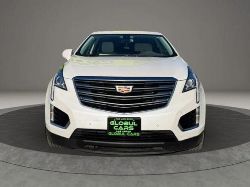 Crystal White Tricoat 2019 Cadillac XT5 Luxury