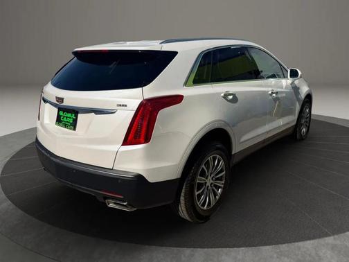 Crystal White Tricoat 2019 Cadillac XT5 Luxury