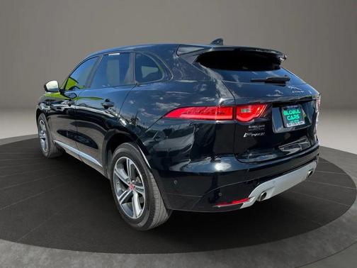 2017 Jaguar F-PACE S