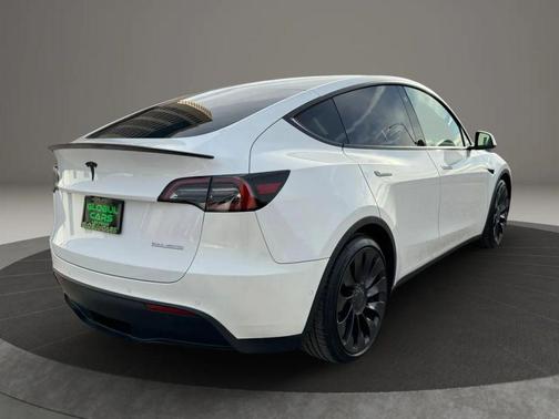 2022 Tesla Model Y Performance Dual Motor All-Wheel Drive