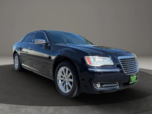 2012 Chrysler 300 Limited