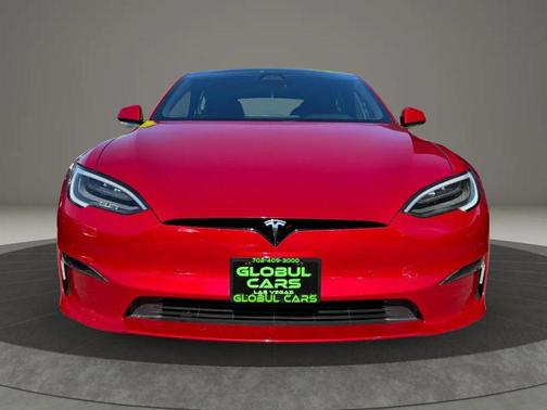 2022 Tesla Model S Plaid