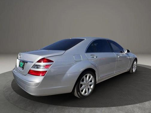 2007 Mercedes-Benz S-Class S 550 Sedan 4D