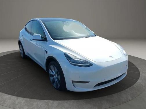 2022 Tesla Model Y Long Range Dual Motor All-Wheel Drive