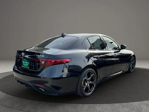 2018 Alfa Romeo Giulia Ti Sport