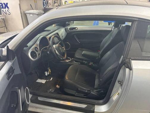 2013 Volkswagen Beetle 2.5L