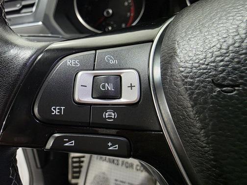 2020 Volkswagen Tiguan 2.0T SE R-Line Black