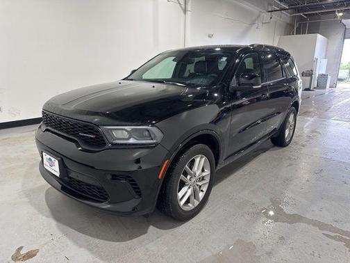 DB Black Crystal Clearcoat 2026 Dodge Durango GT Plus