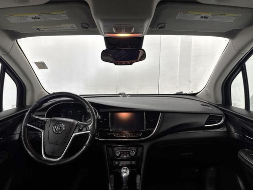 Summit White 2019 Buick Encore Essence