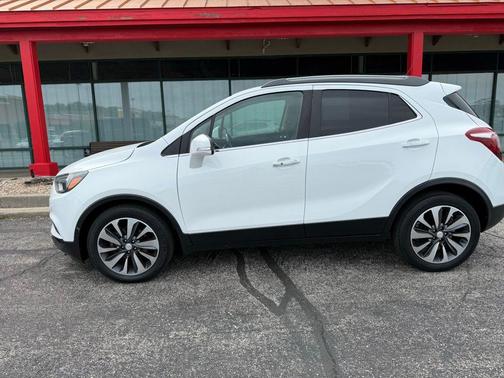 Summit White 2019 Buick Encore Essence