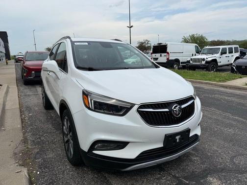 Summit White 2019 Buick Encore Essence