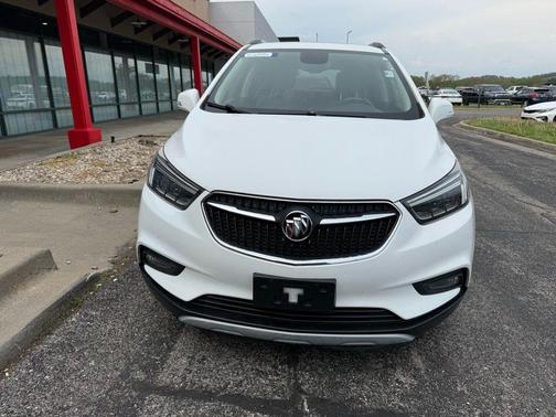 Summit White 2019 Buick Encore Essence