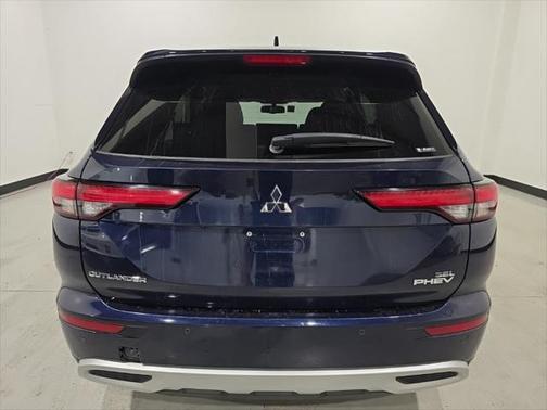 2023 Mitsubishi Outlander PHEV SEL