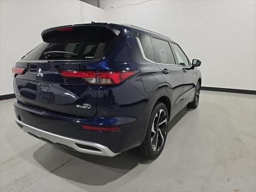 2023 Mitsubishi Outlander PHEV SEL