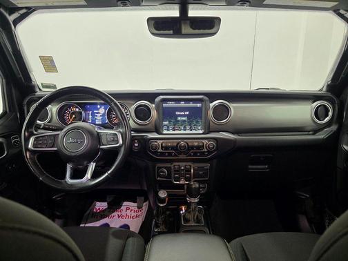 Granite Crystal Metallic Clearcoat 2021 Jeep Wrangler Unlimited Sahara