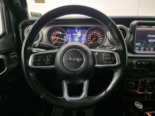 Granite Crystal Metallic Clearcoat 2021 Jeep Wrangler Unlimited Sahara