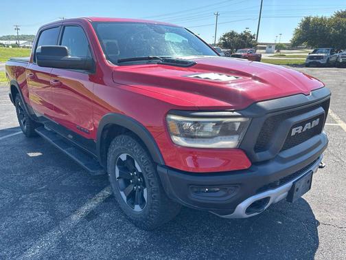 Flame Red Clearcoat 2019 RAM 1500 Rebel