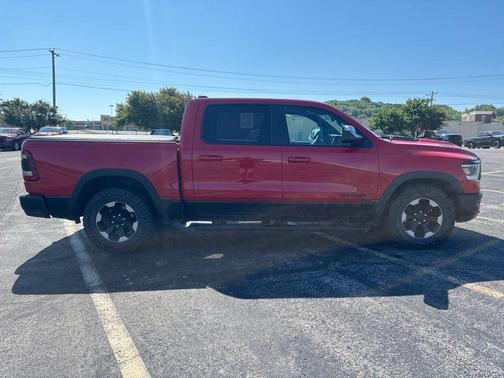 Flame Red Clearcoat 2019 RAM 1500 Rebel