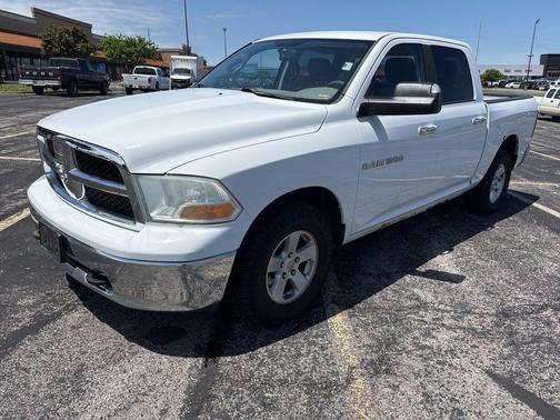 Bright White Clearcoat 2011 Dodge Ram 1500 SLT