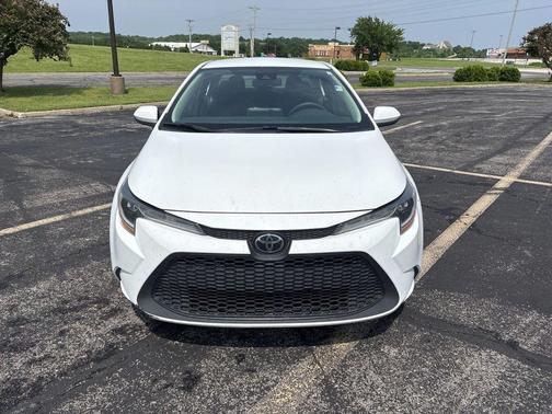 Super White 2021 Toyota Corolla LE