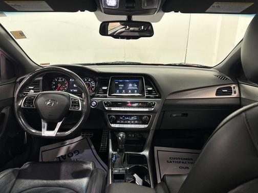 2019 Hyundai SONATA Sport