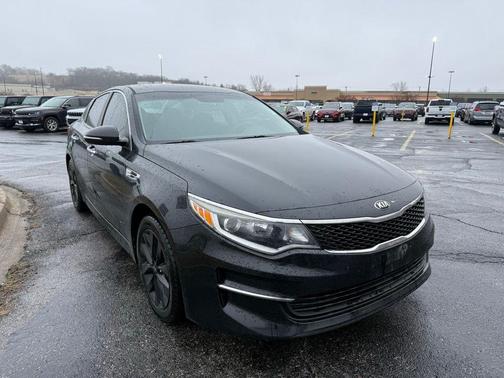 2017 Kia Optima LX