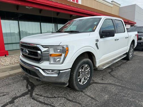Oxford White 2023 Ford F-150 XLT