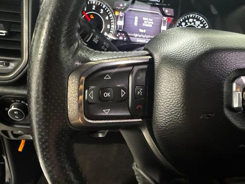 Diamond Black Crystal Pearlcoat 2020 RAM 1500 Rebel