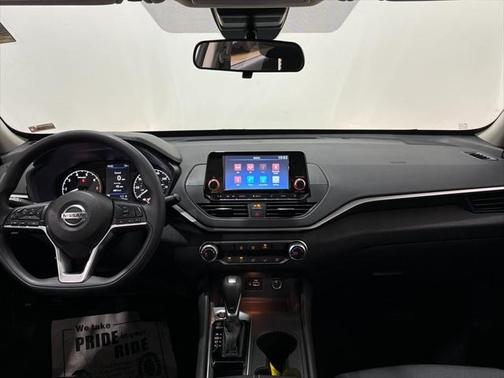 2022 Nissan Altima S FWD