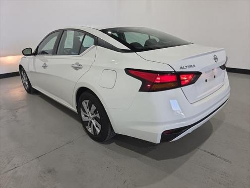 2022 Nissan Altima S FWD