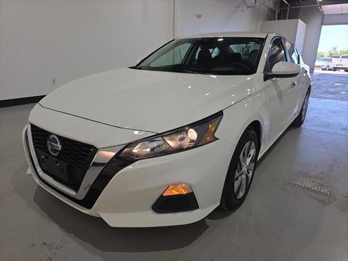 2022 Nissan Altima S FWD