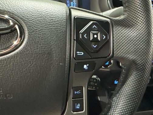 2023 Toyota Tacoma TRD Off-Road