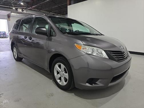 2015 Toyota Sienna L