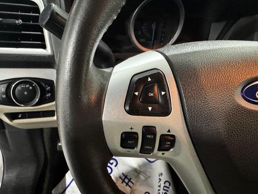 White Platinum Metallic Tri-Coat 2015 Ford Explorer XLT