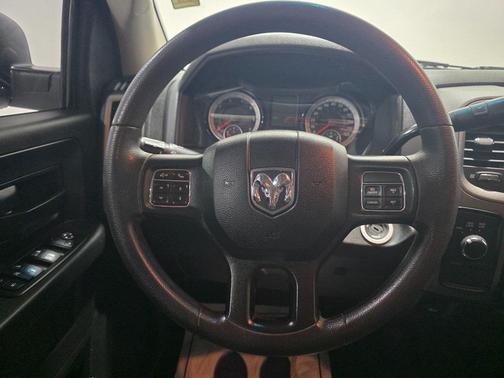 2018 RAM 2500 Tradesman Crew Cab 4x4 6'4' Box