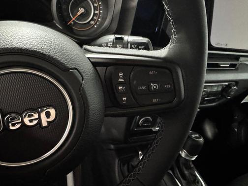 Granite Crystal Metallic Clearcoat 2026 Jeep Wrangler Sport S