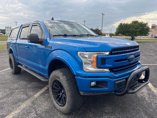 Velocity Blue Metallic 2020 Ford F-150 XLT