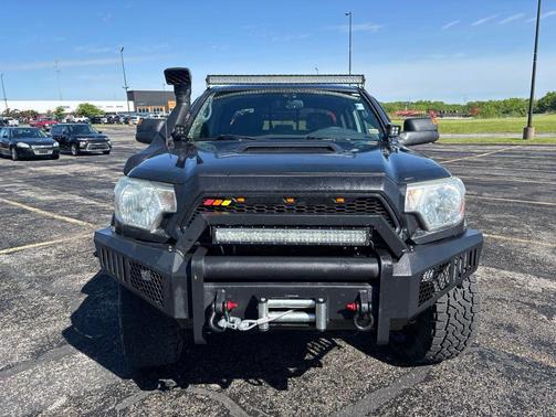 Magnetic Gray Metallic 2015 Toyota Tacoma Base