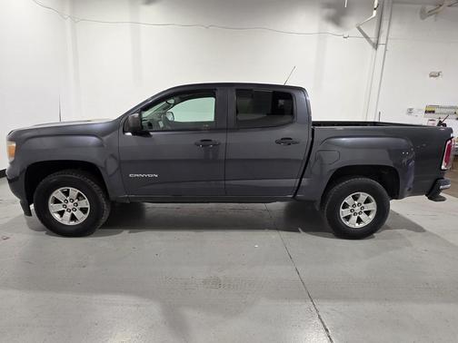 2016 GMC Canyon Base