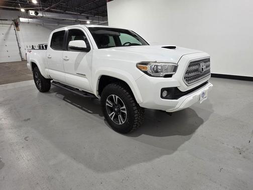 2017 Toyota Tacoma TRD Sport