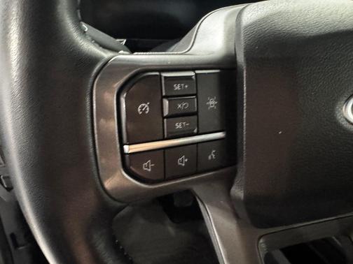 White 2022 Ford F-150 Lariat